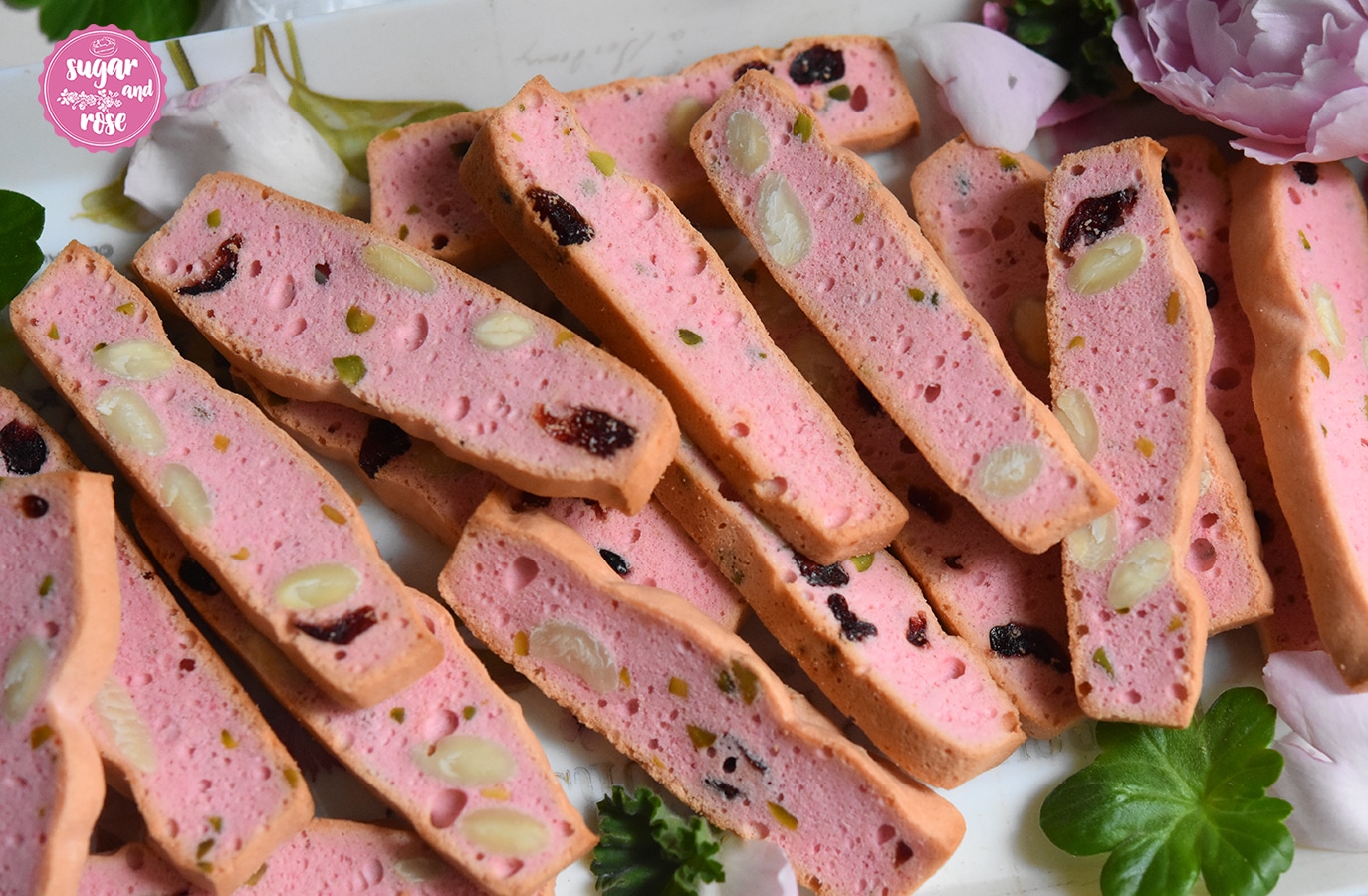 Kekse und Weihnachtsbäckerei: rosa Zwieback