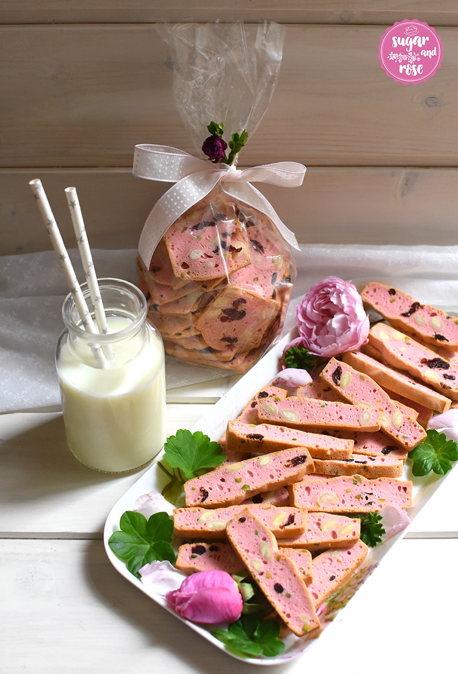 Kekse und Weihnachtsbäckerei: Zwieback mit Rosenwasser
