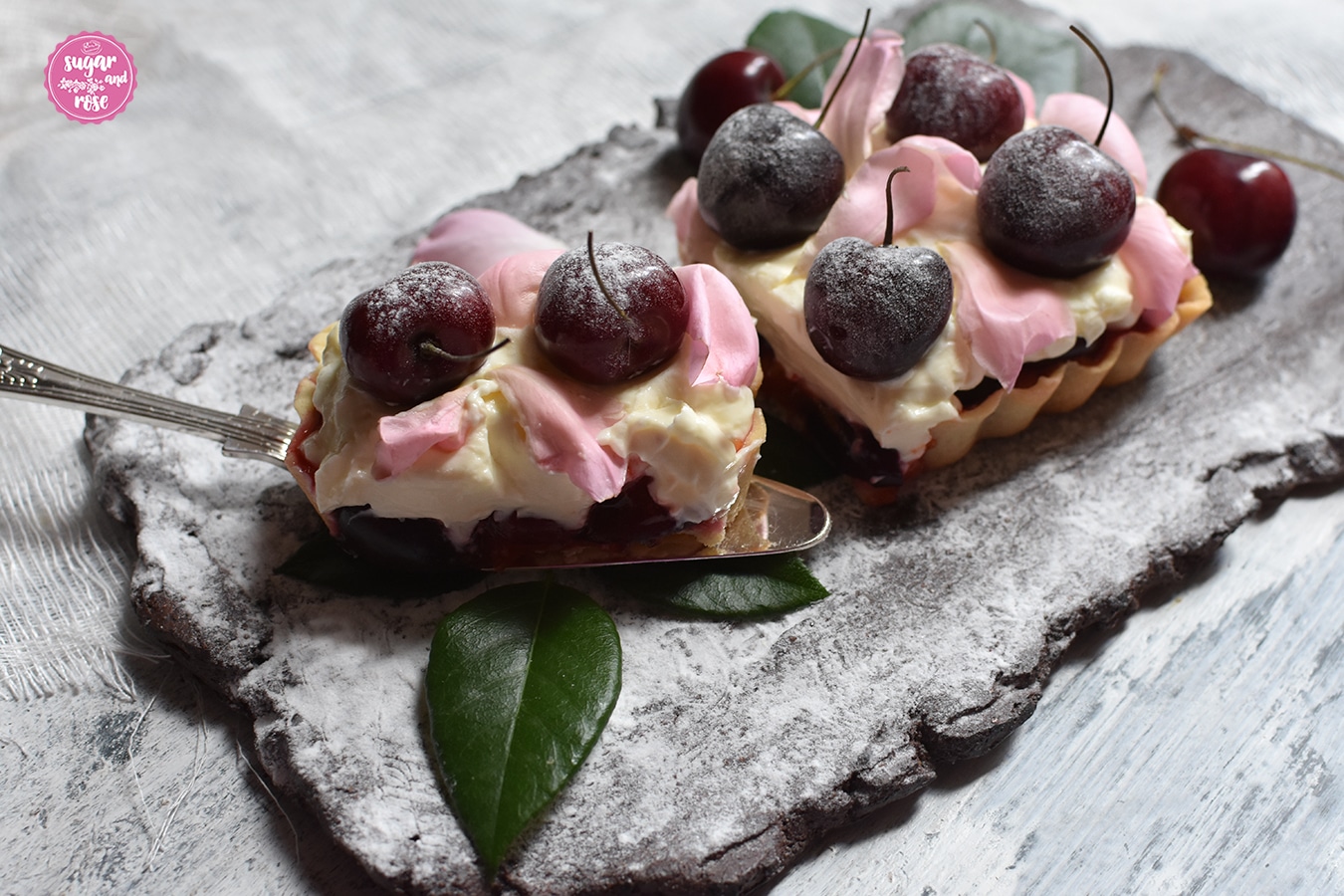 Kirsch-Tartelette-Rosen-2