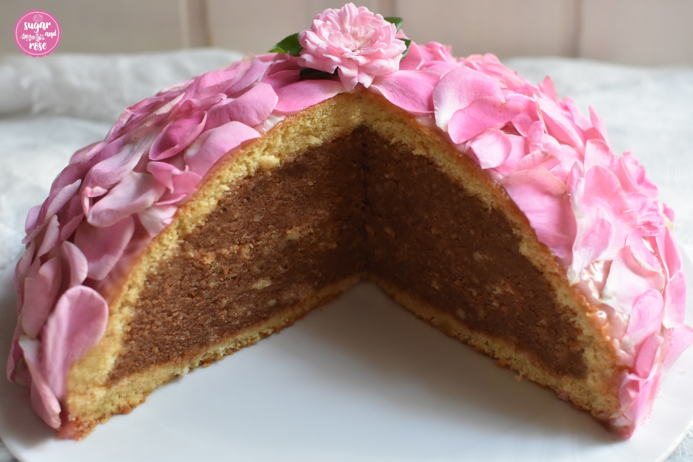 Rosen-Punschkuppel-Anschnitt1