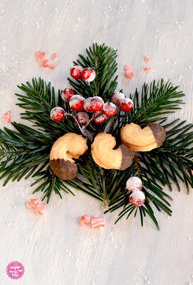 Kekse und Weihnachtsbäckerei: Linzer Kipferl