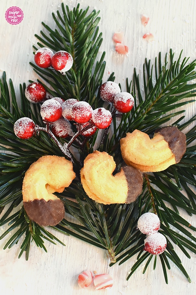 Kekse und Weihnachtsbäckerei: Linzer Kipfel