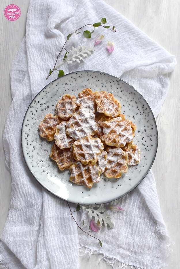 Kleine runde Waffeln