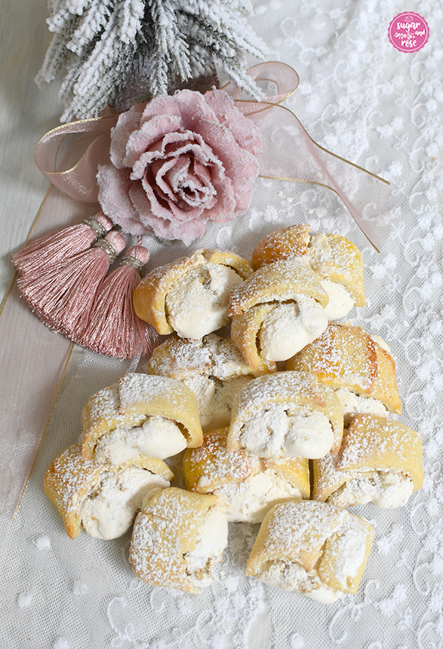 Kekse und Weihnachtsbäckerei: Burgeländer Kipferl