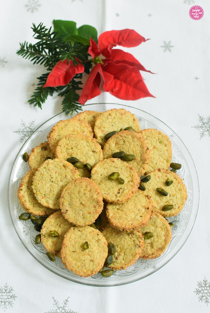 Kekse und Weihnachtsbäckerei: Pistazien-Heidesand