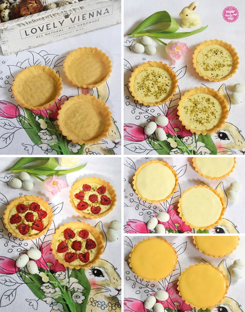 Zubereitung Eierlikör-Tartelettes: links oben die gebackenen Mürbteigschalen, daneben diese gefüllt mit Eierlikör-Ganache und gehackten Pistazien; links unten halbe Himbeeren auf der Eierlikör-Ganache, daneben die Eierlikör-Tartelettes aufgefüllt mit Eierlikör